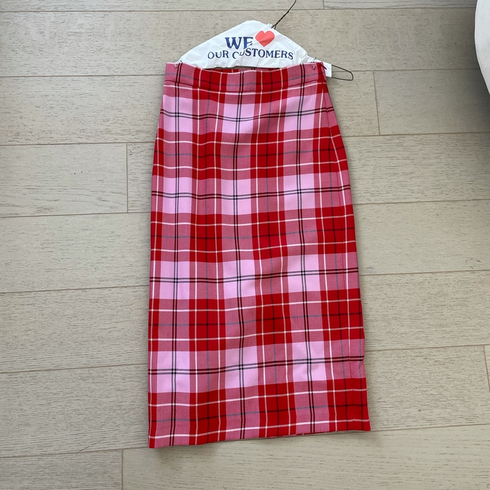 Plaid pencil skirt